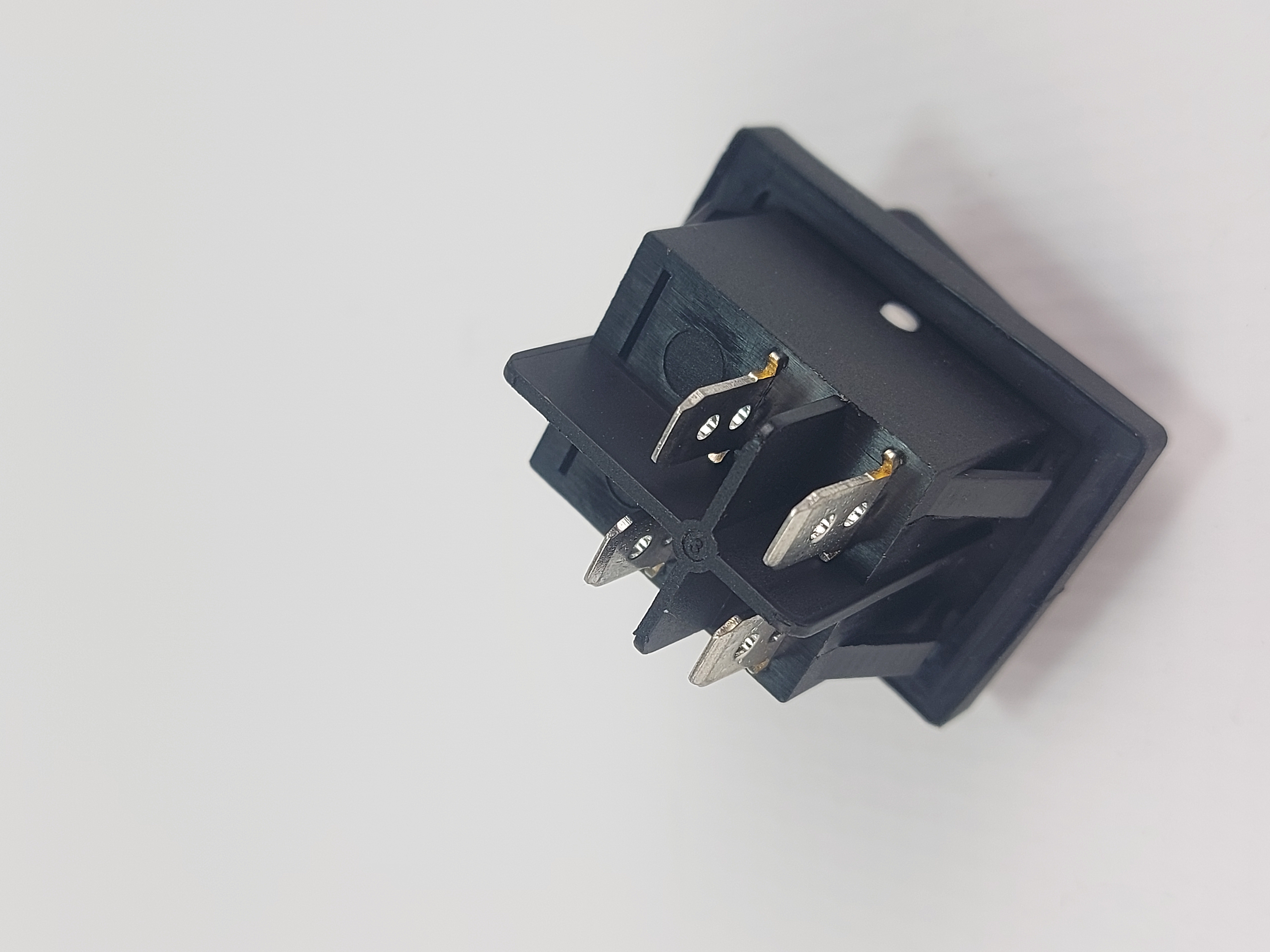 Переключатель клавишный (рокерный) KCD4 ON-OFF 16A/250V красный