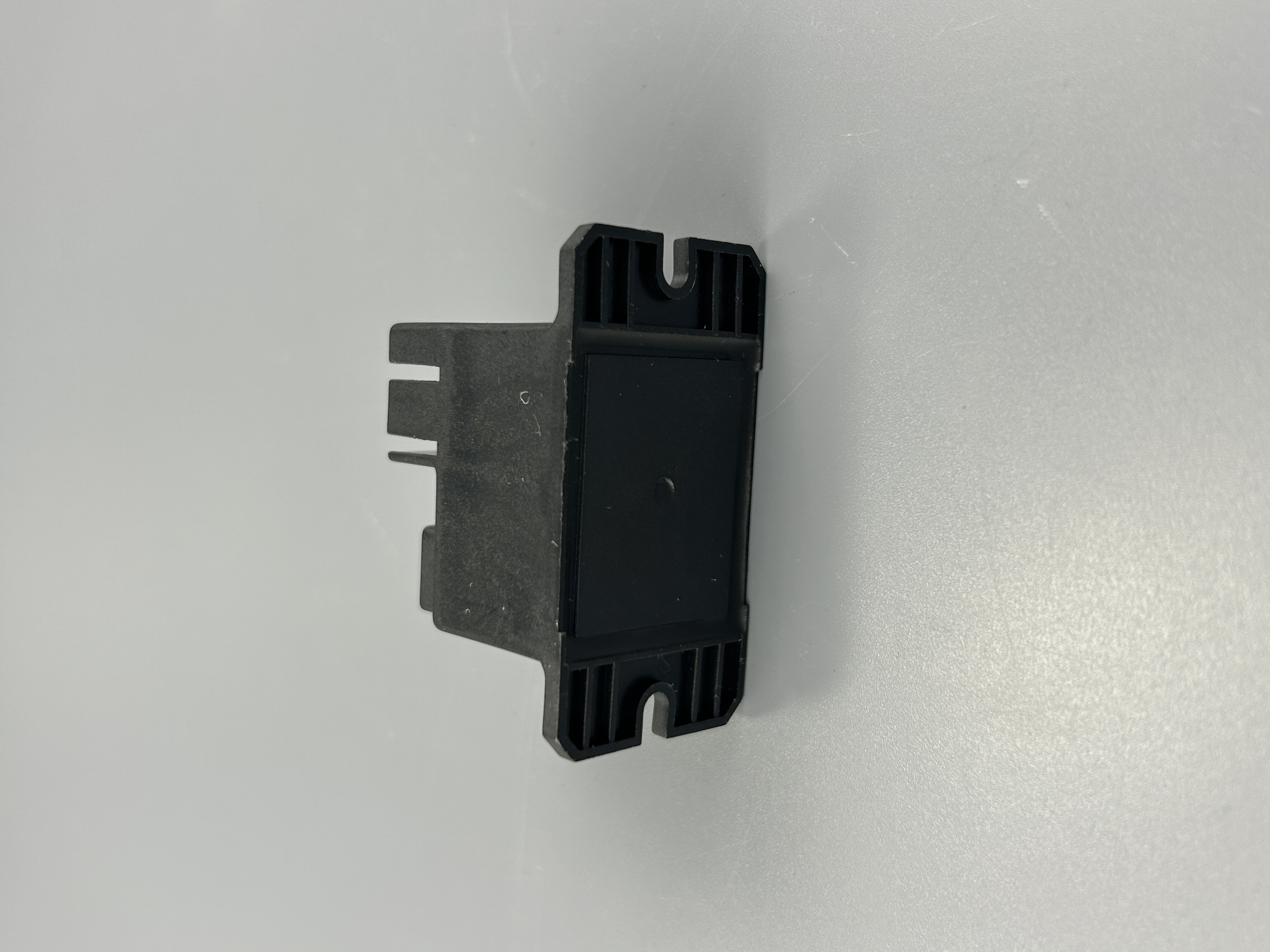 Электромагнитное реле STC-RPOHHC67GL40A1AEAC220SA 40A/240V