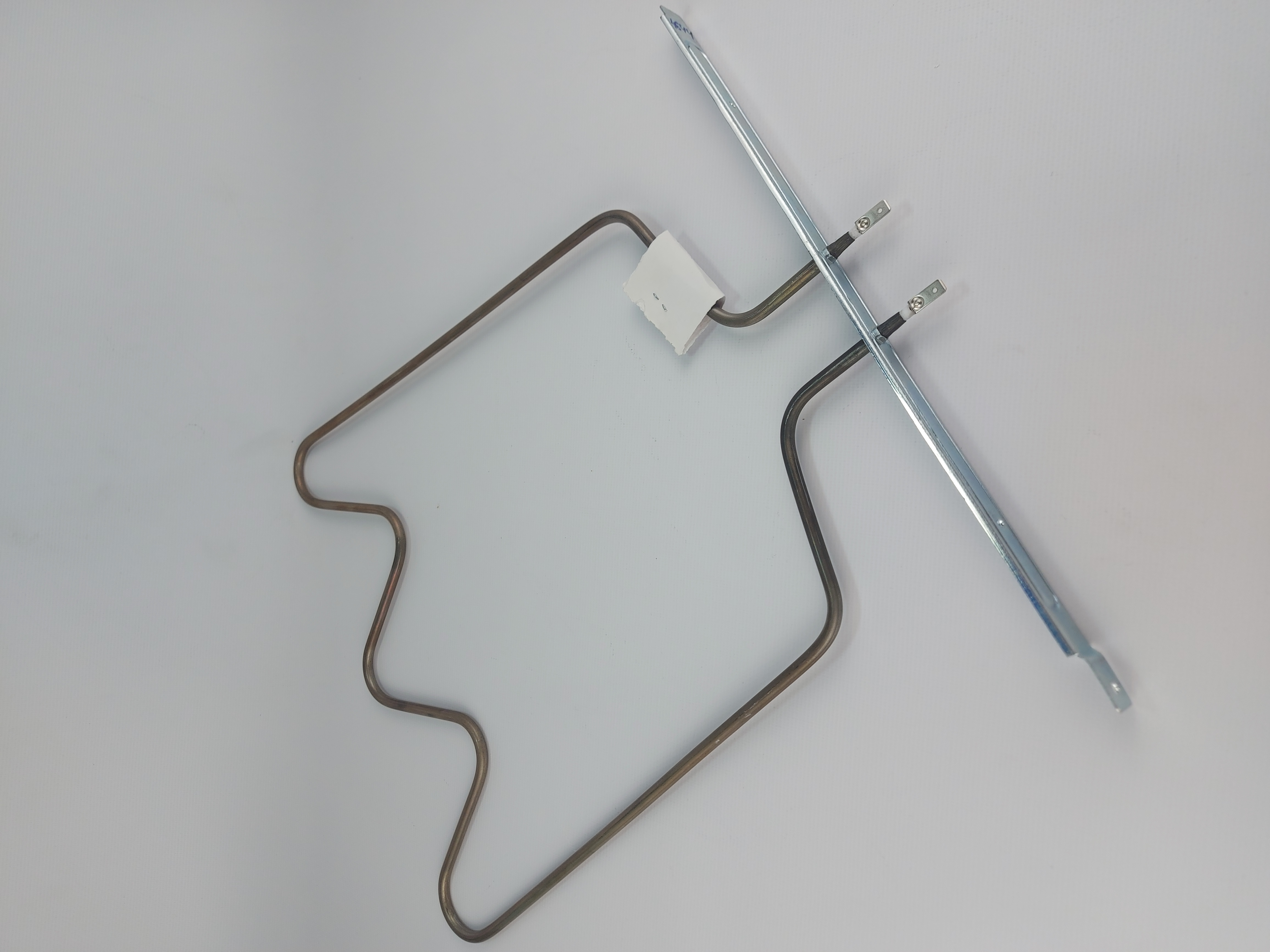 ТЭН нижний 1150W для духовки Whirlpool 481925928948