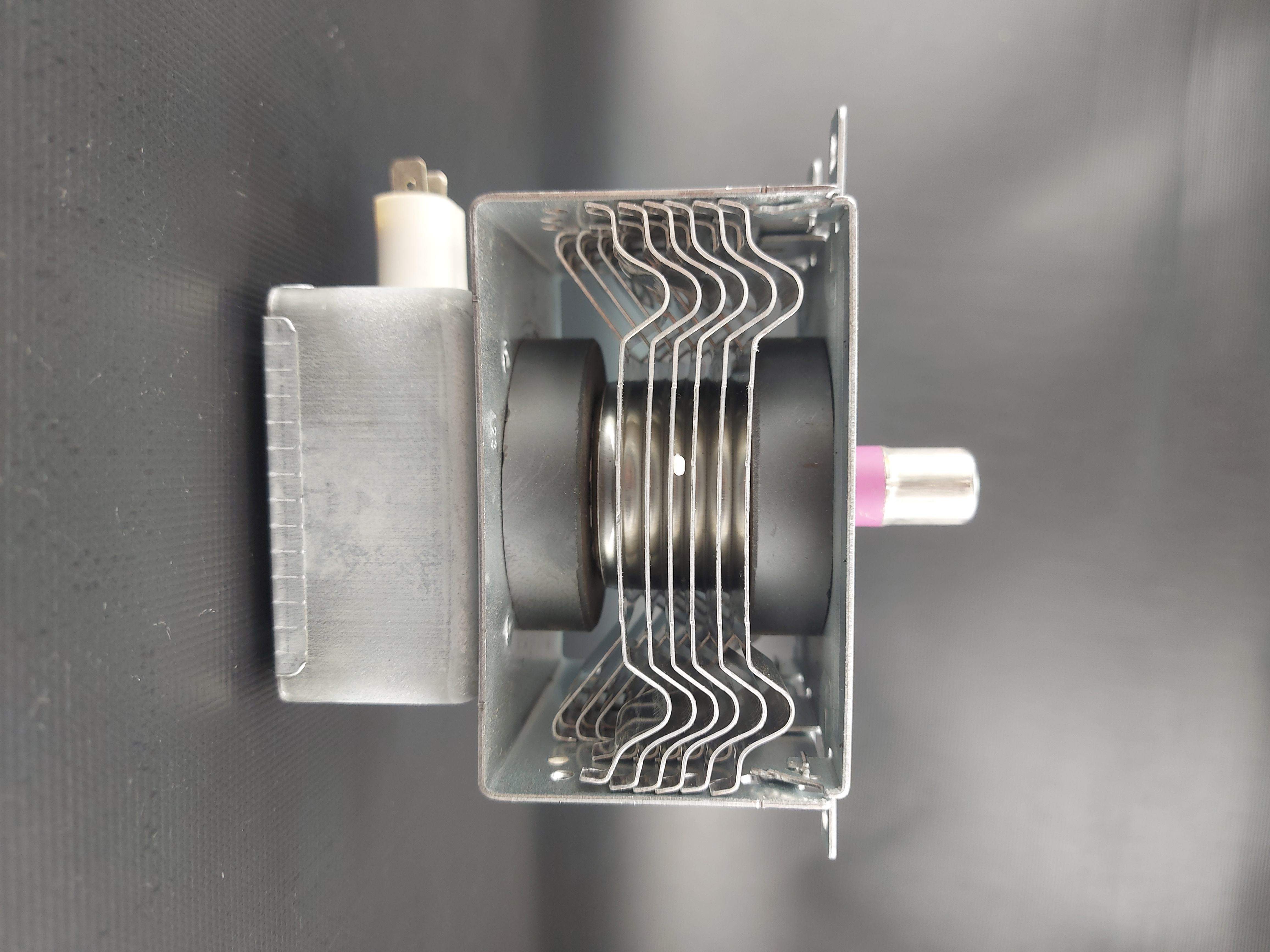 Магнетрон для микроволновой печи 1000W OM75P(31)