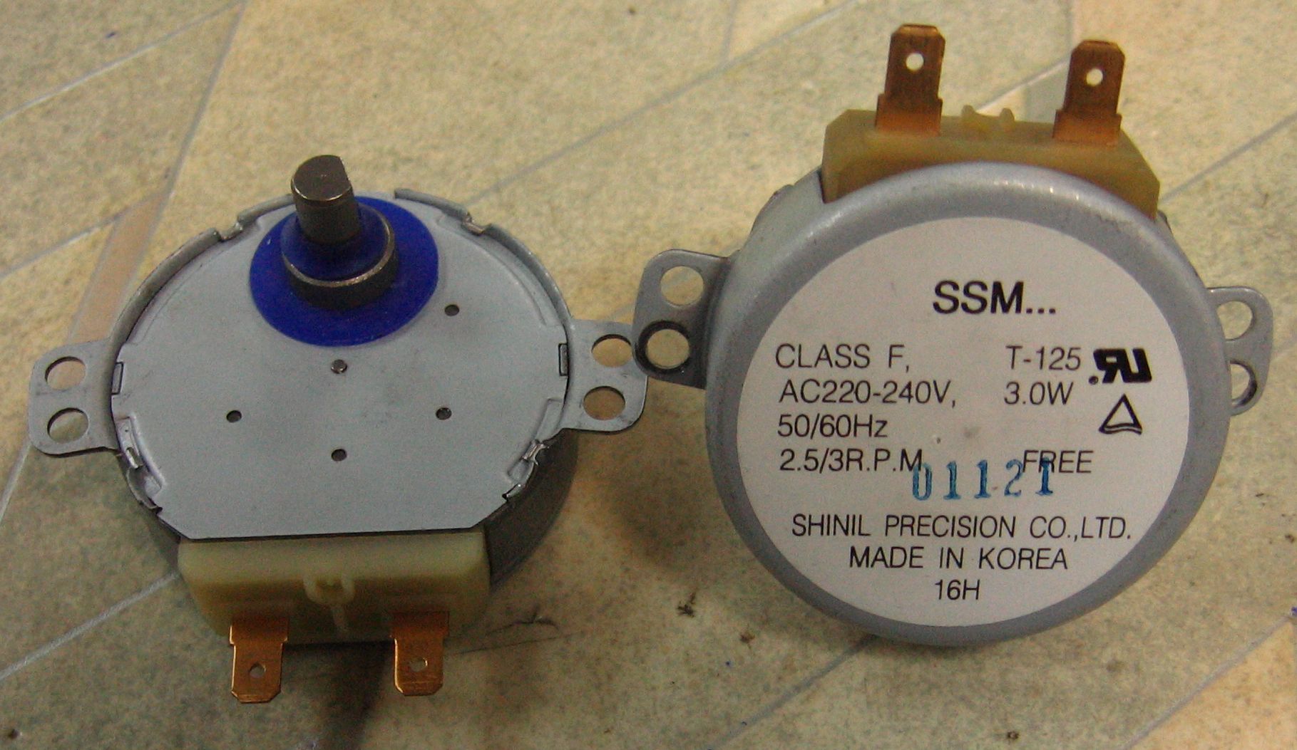 Мотор тарелки для микроволновой печи 220V SSM-16H (H081)