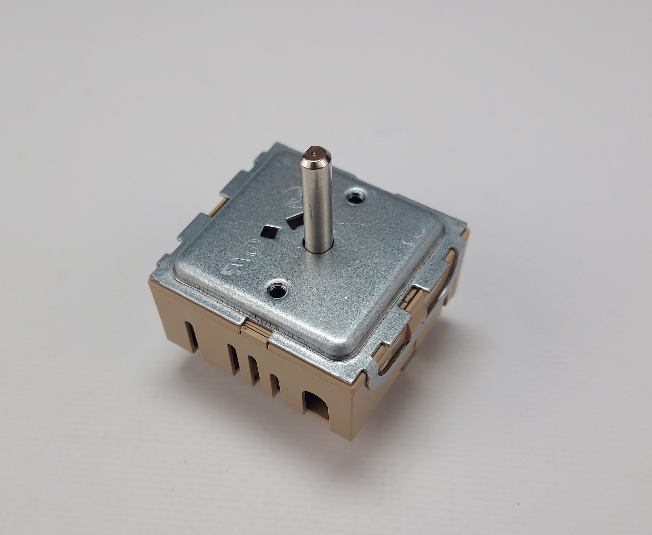 Регулятор мощности конфорки двухзонный Diamond 47ER101C1 