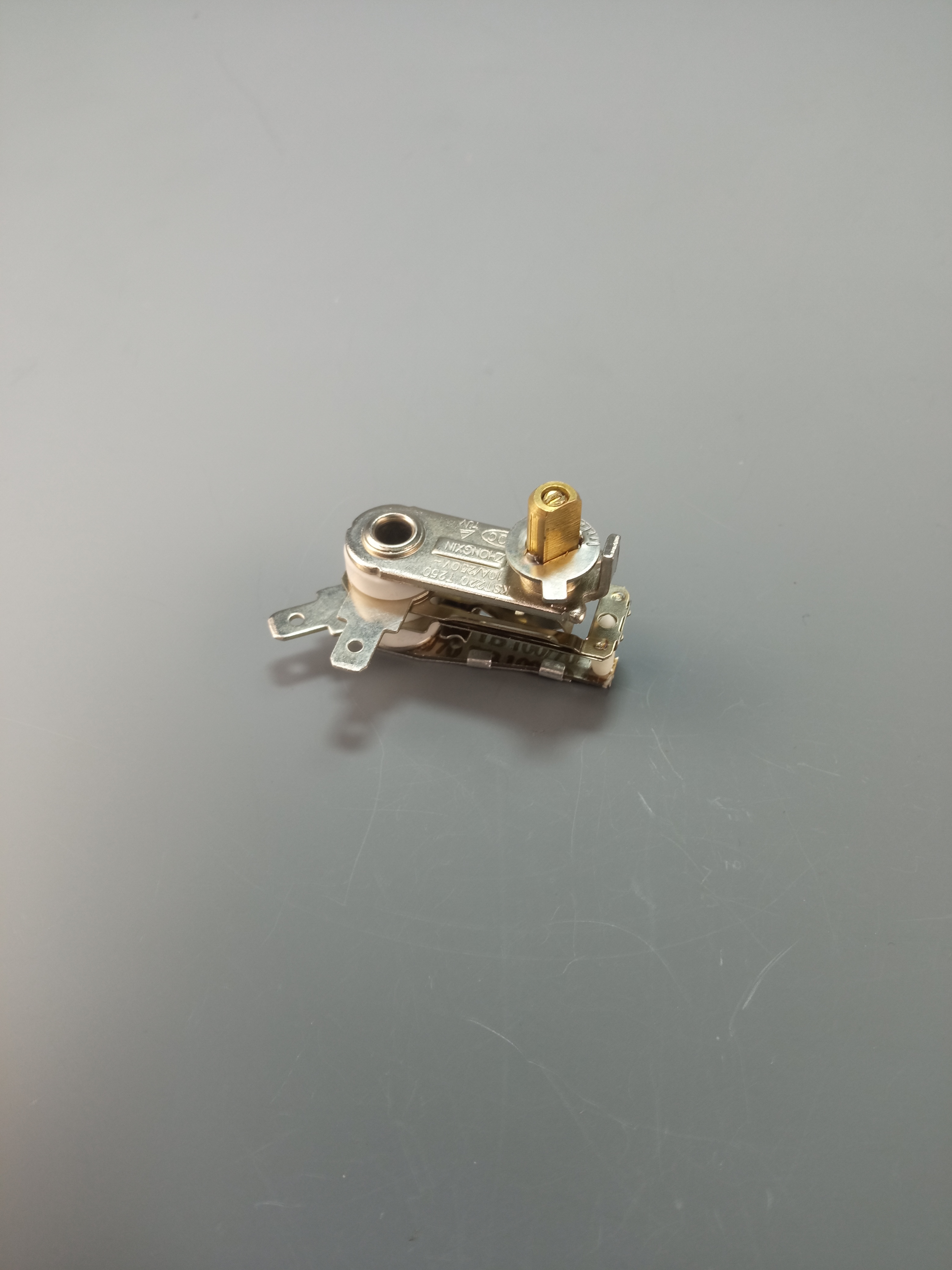 Биметаллический регулируемый термостат 30-260С KST220 10A/250V