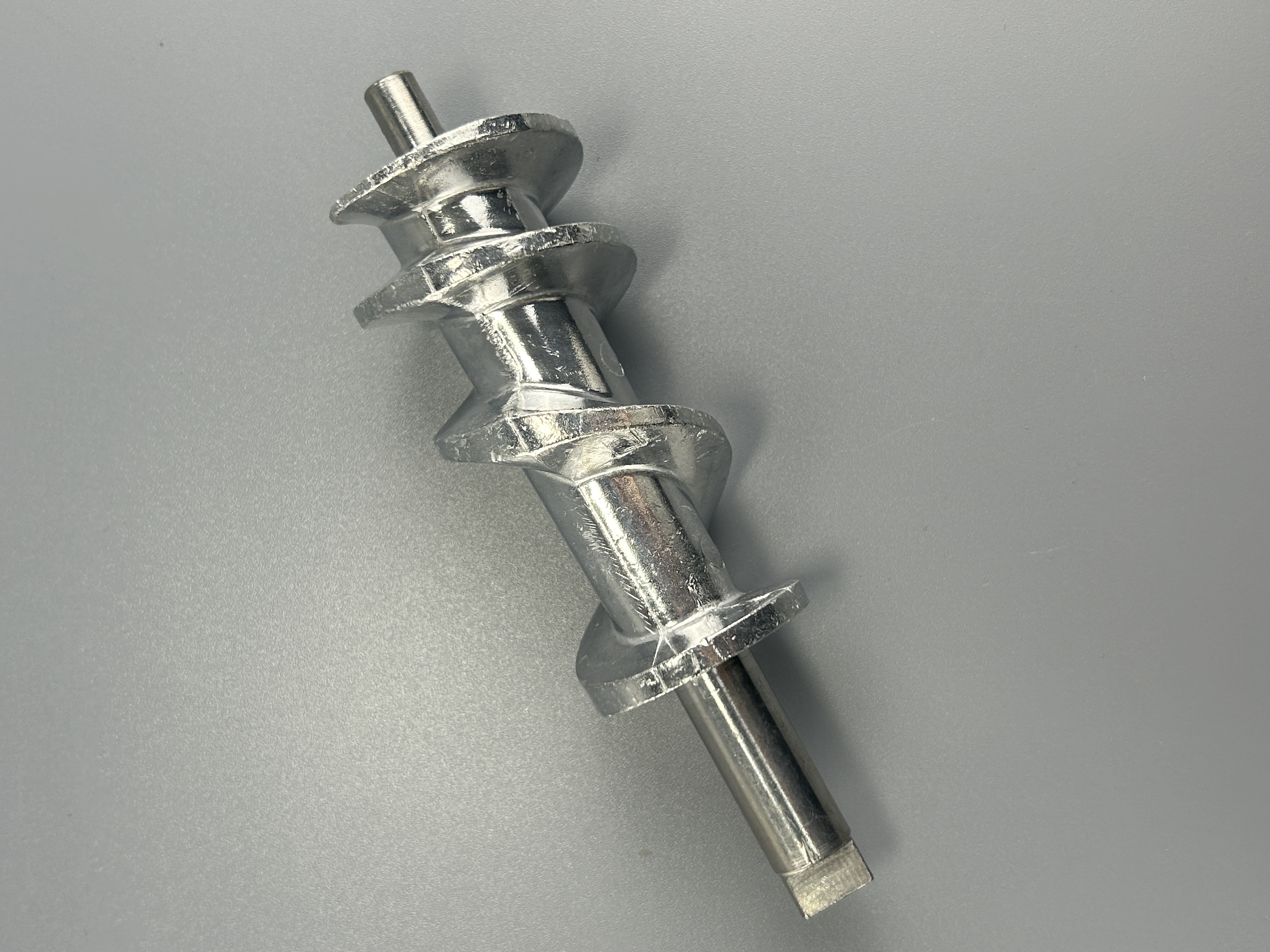 Шнек для мясорубок KENWOOD (DLKW658534 / KW003 / 00604040)