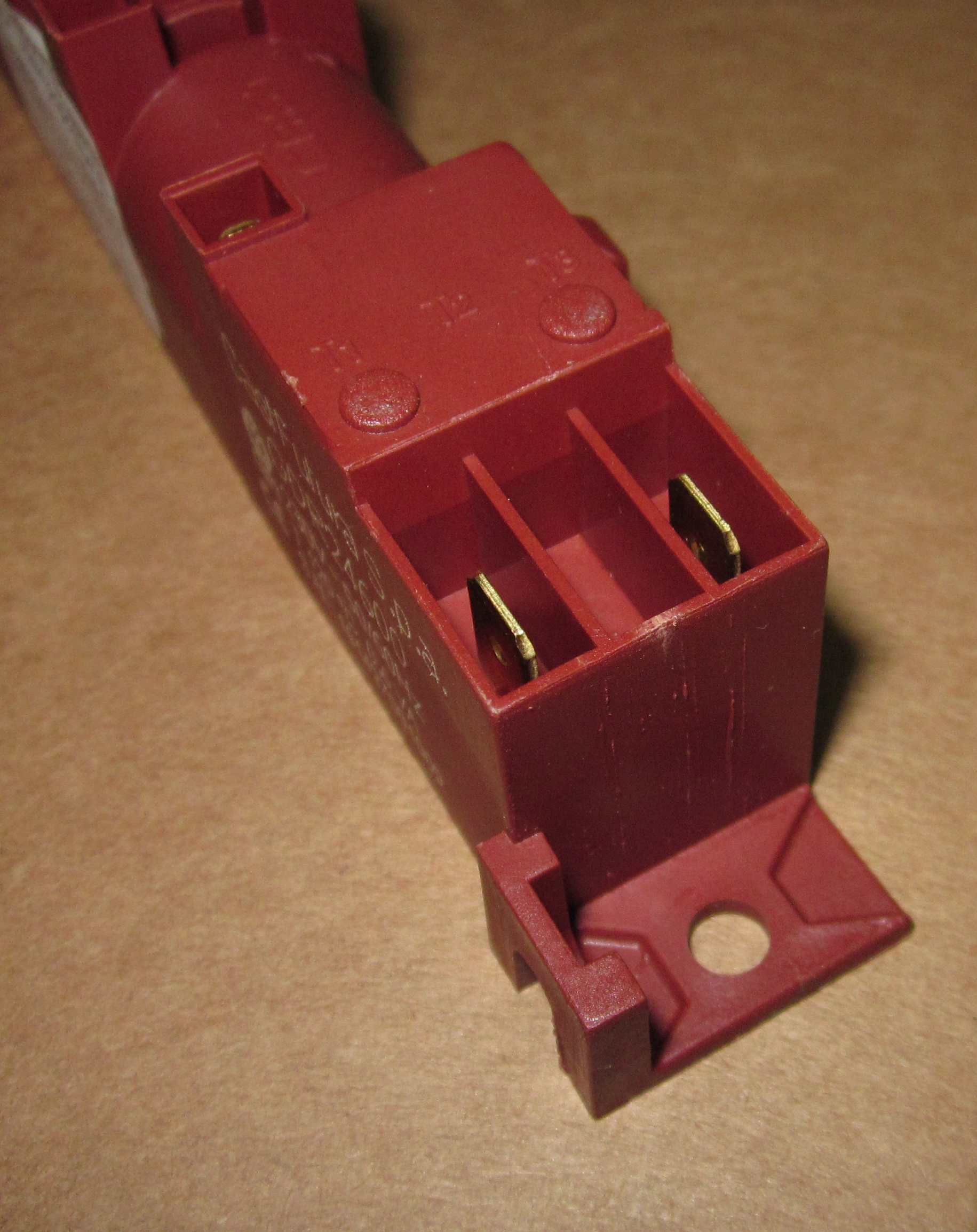 Трансформатор поджига (блок электророзжига) для газовой плиты 6 контакта WAC-T6 / GEFEST (01043925)