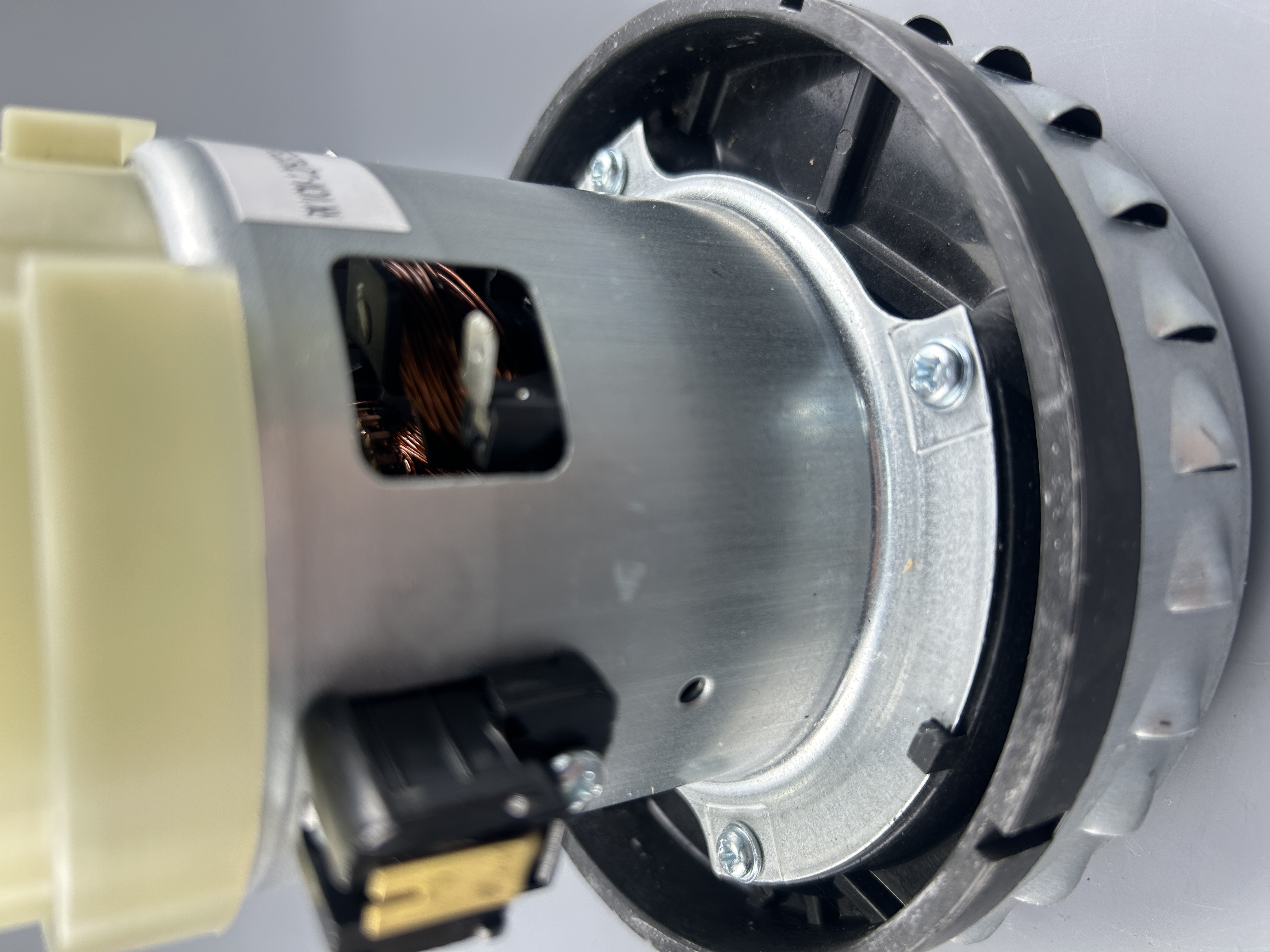  (нов, описание) Двигатель для моющего пылесоса 1200W  (H137, d137мм) Karcher WD2/WD3