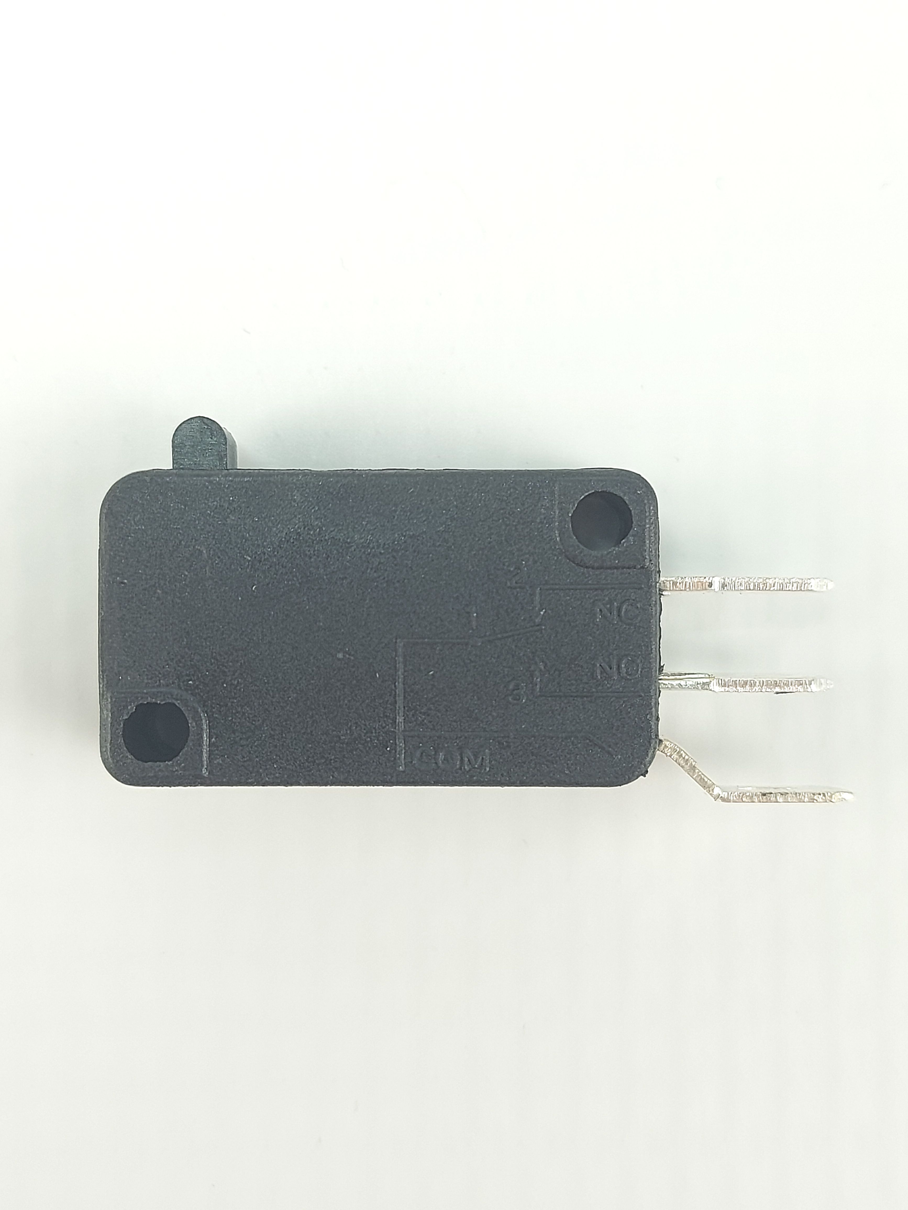 Микропереключатель KW3-02-03 5А/250В 3 контакта