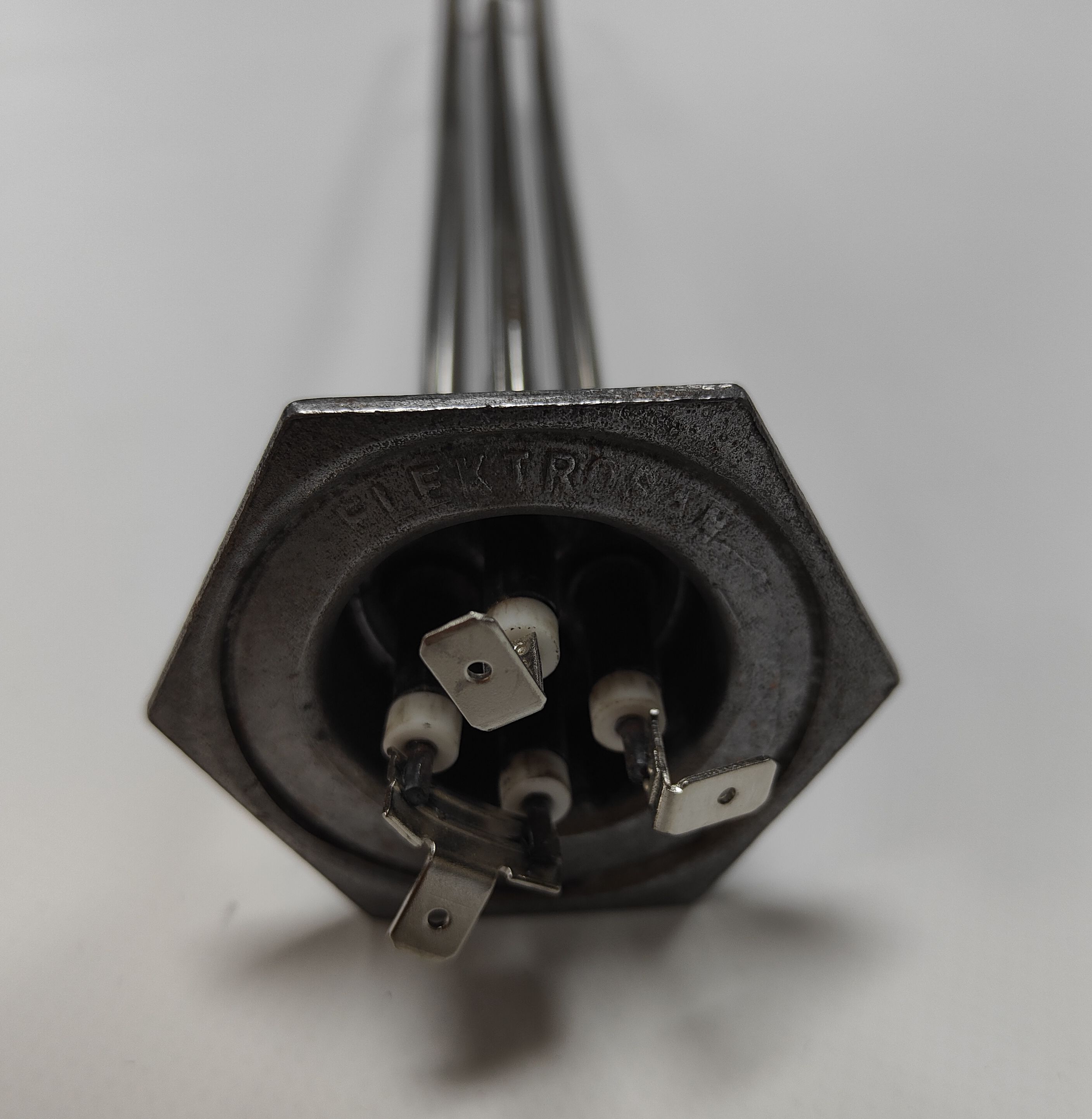 ТЭН для масляного радиатора 2500W  (107350)