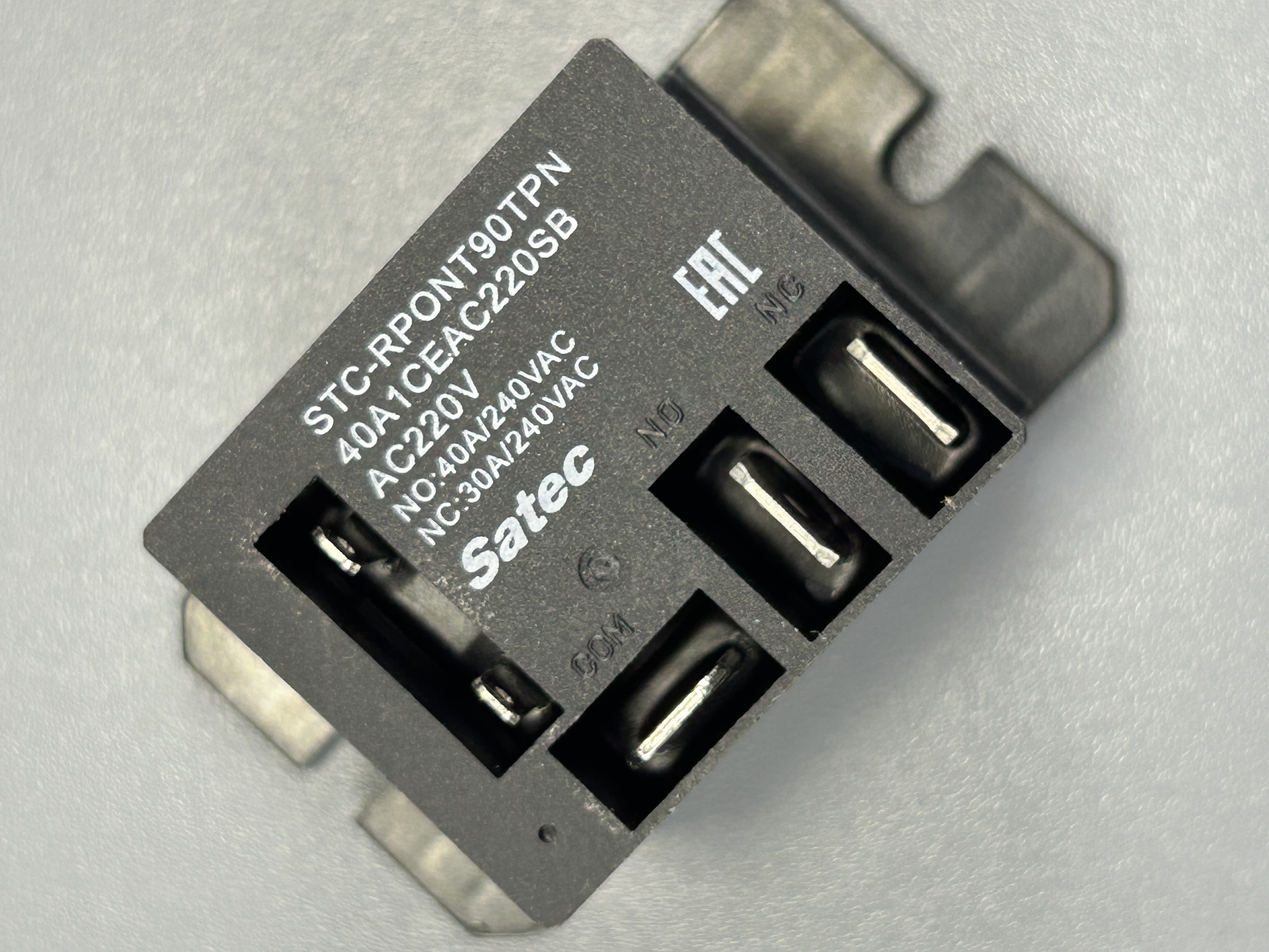 Электромагнитное реле STC-RPONT90TPN40A1CEAC220SB SPDT 40A/240V