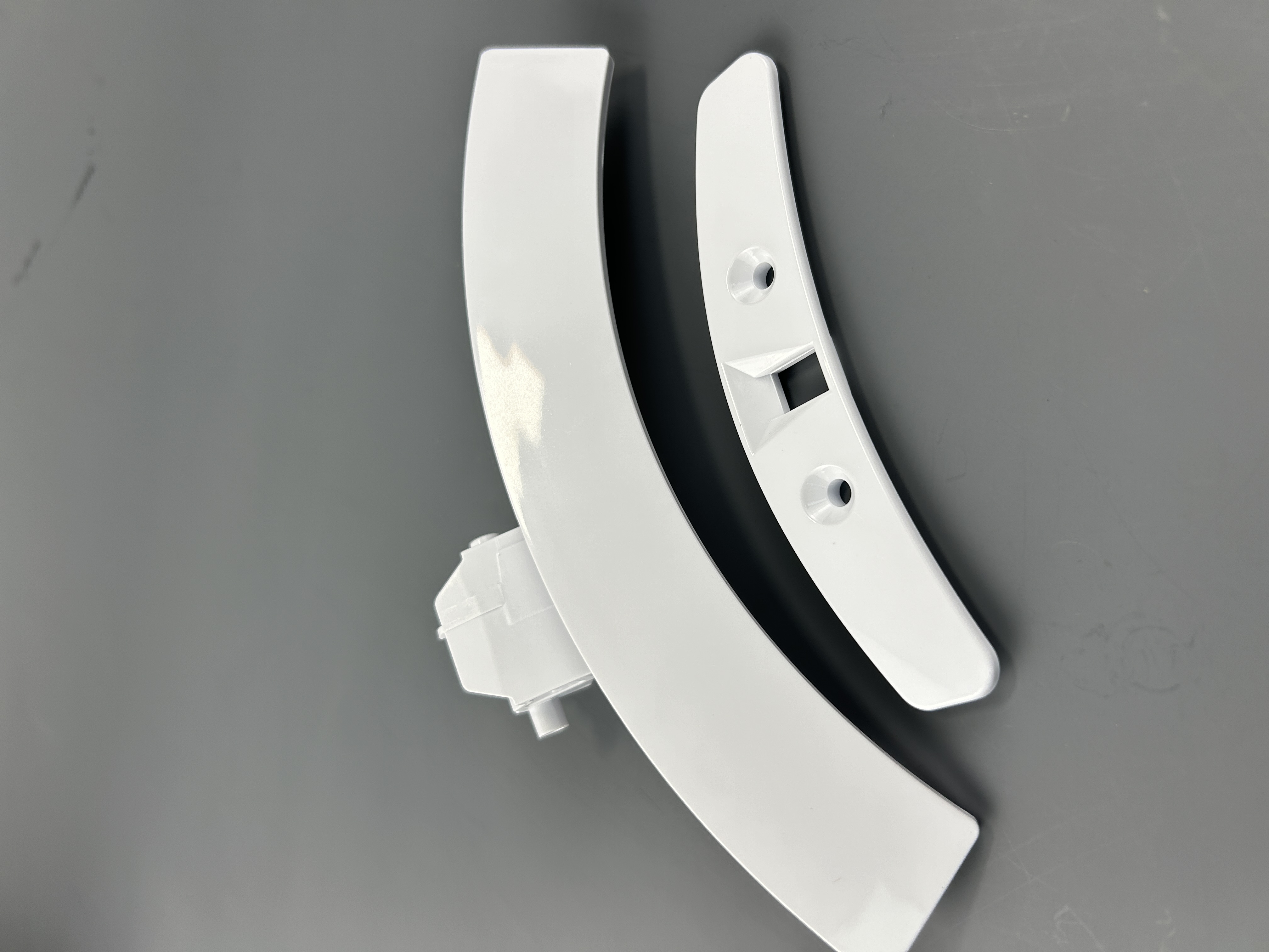 Ручка дверцы люка для стиральной машины ELECTROLUX / ZANUSSI  / AEG 1327920185