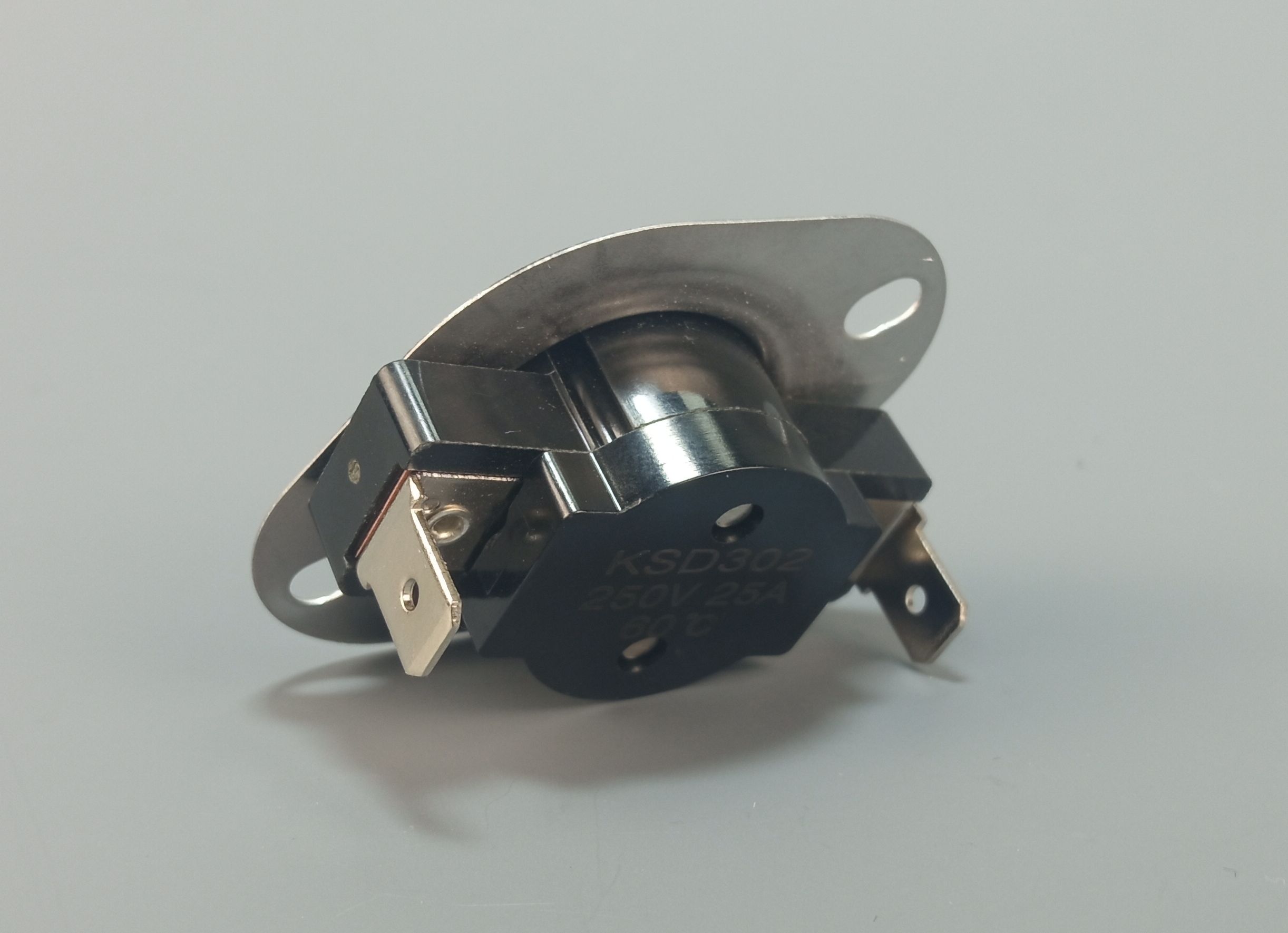 Термостат KSD302 60C* 25A/250V