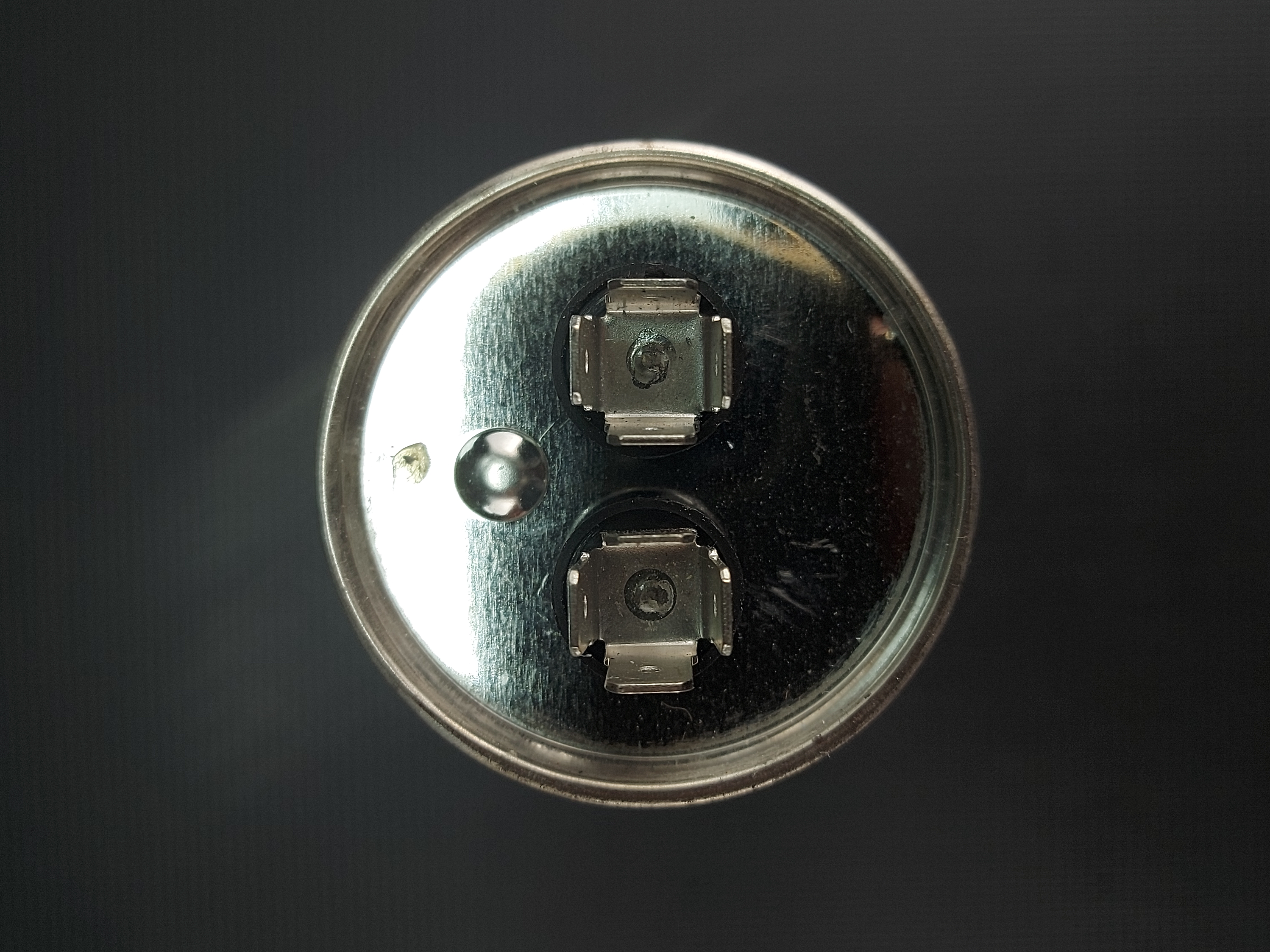 Пуско-рабочий конденсатор CBB65 60 мкФ 440V