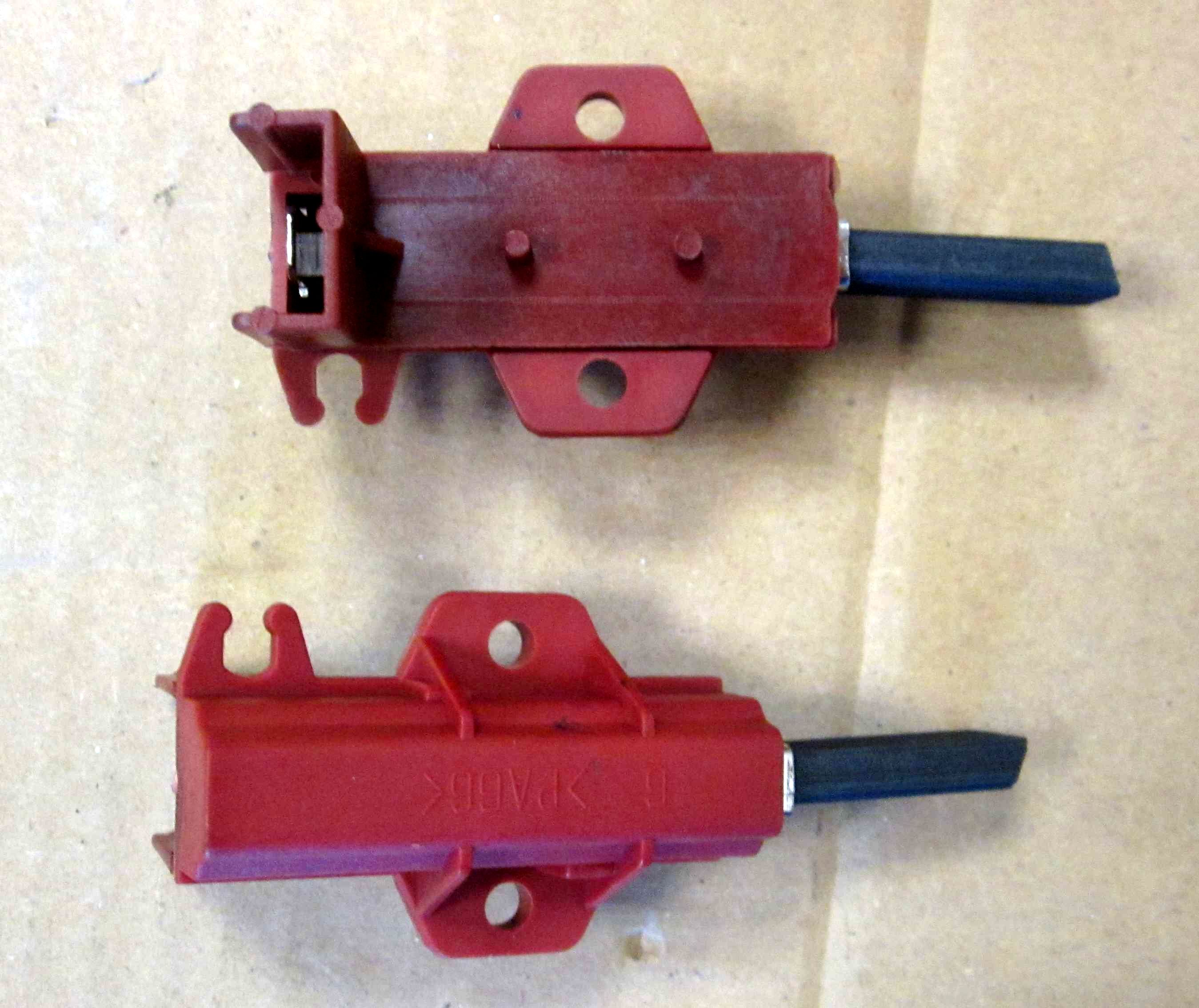 Щетки 5х12,5х32 угольные для электродвигателя стиральной машины (G134 / 54IT016)