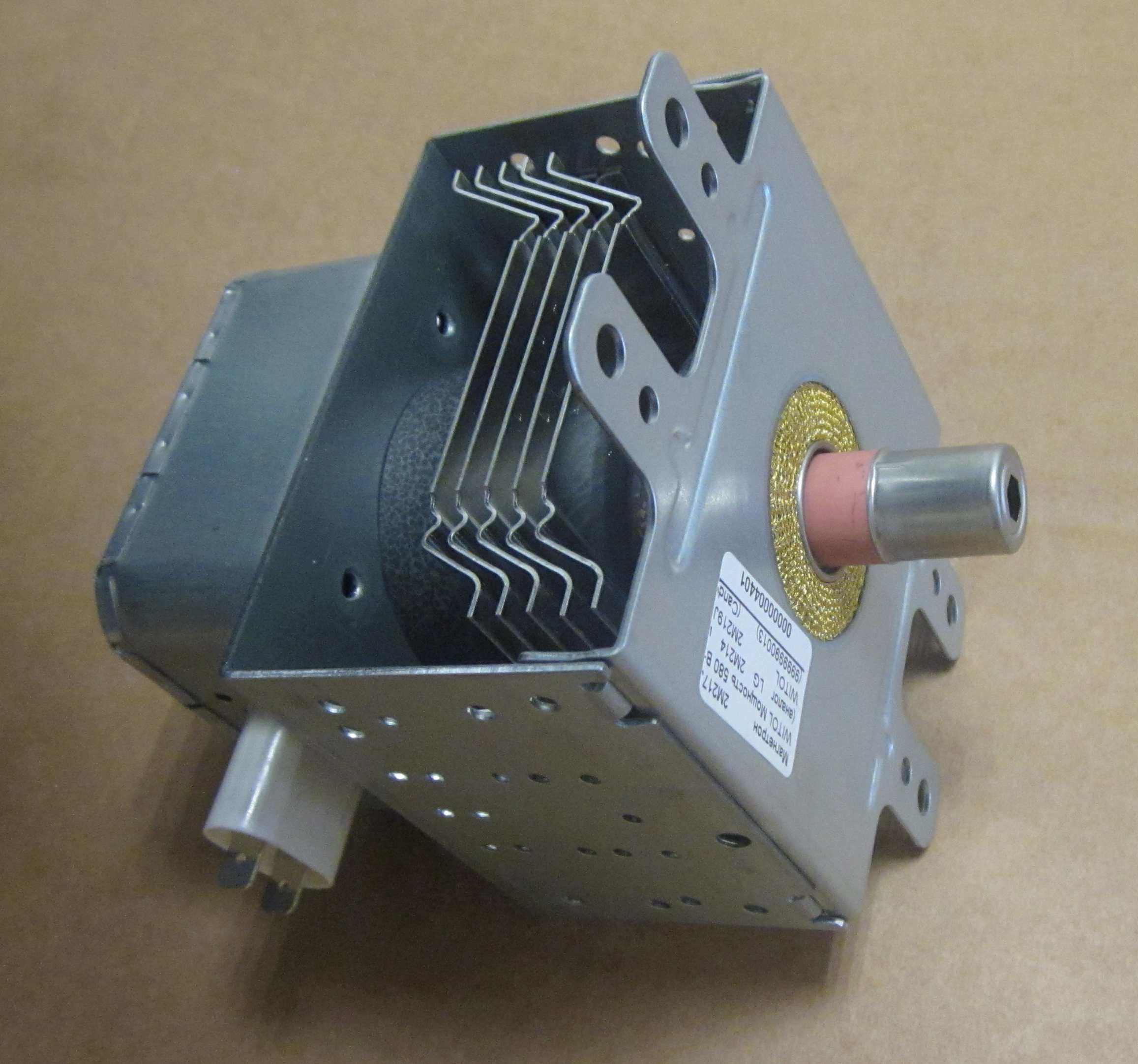 Магнетрон для микроволновой печи 580W 2M219J WITOL (9999990013 / 49006015)