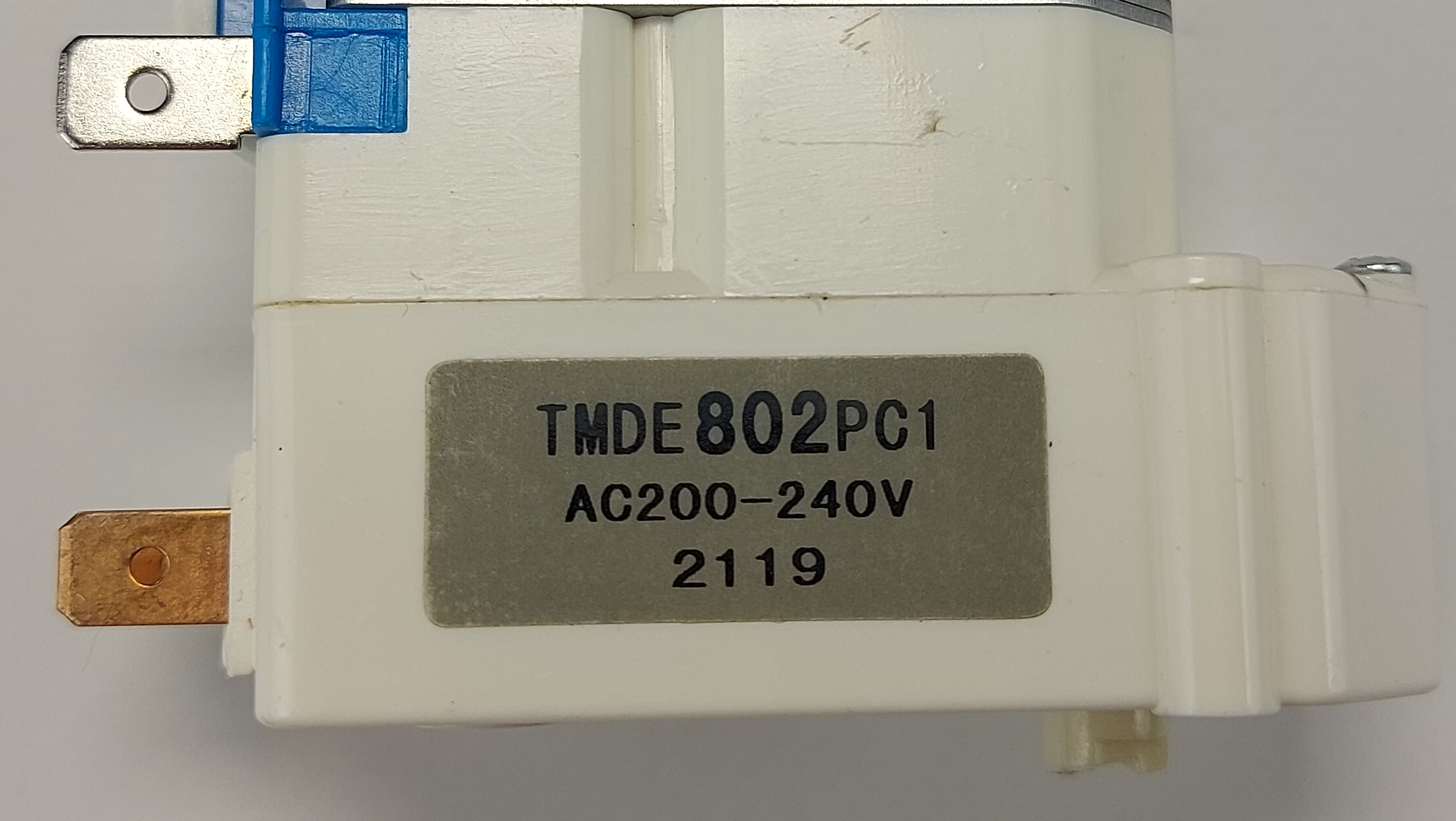Электромеханический таймер оттайки TMDE802PC1 для холодильника (TM DE 802 PC1)