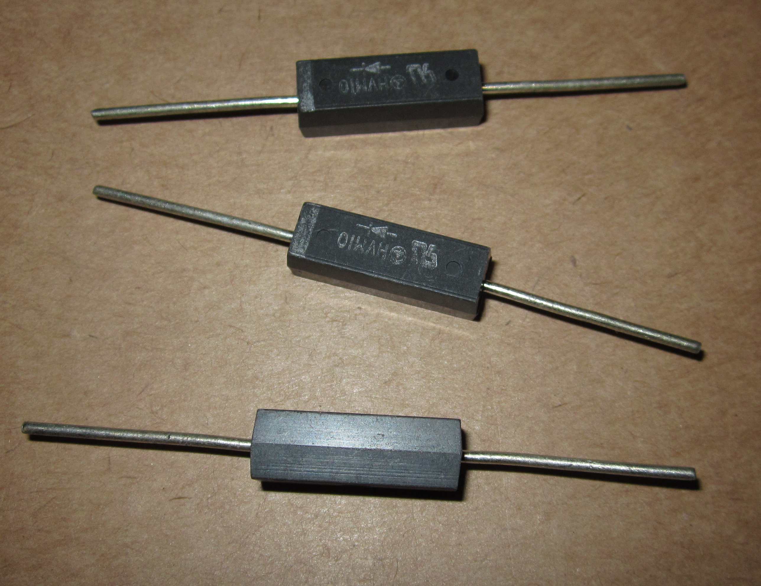 Диод защитный для микроволновой печи HVM10 (LRC)