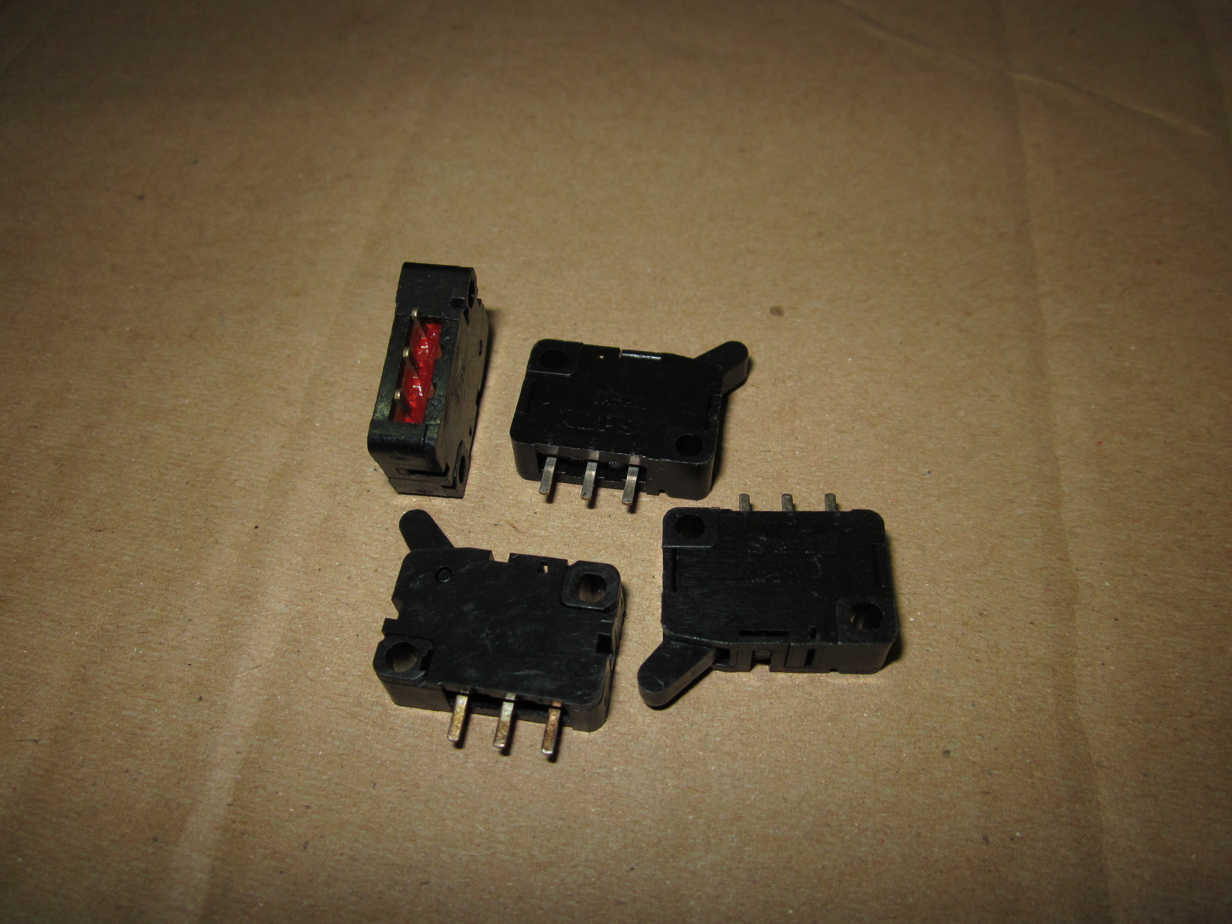 Микропереключатель MJ-607Y on-on 2A 250VAC