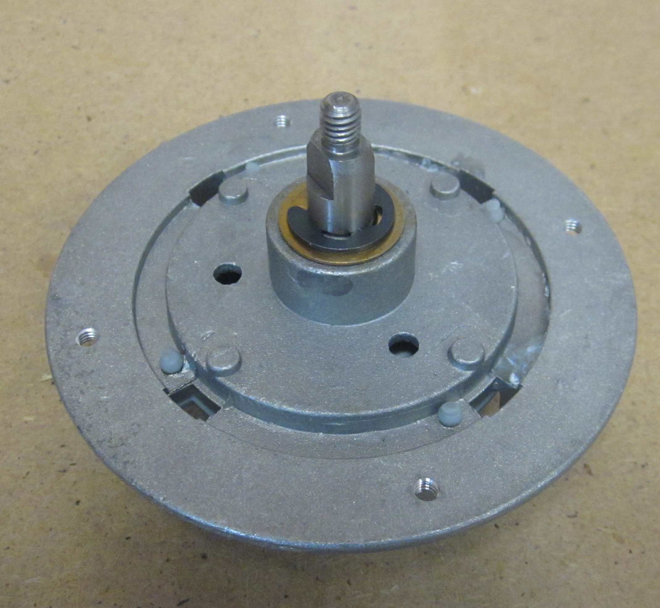 Привод ведра для хлебопечи KENWOOD (DLKW714131)