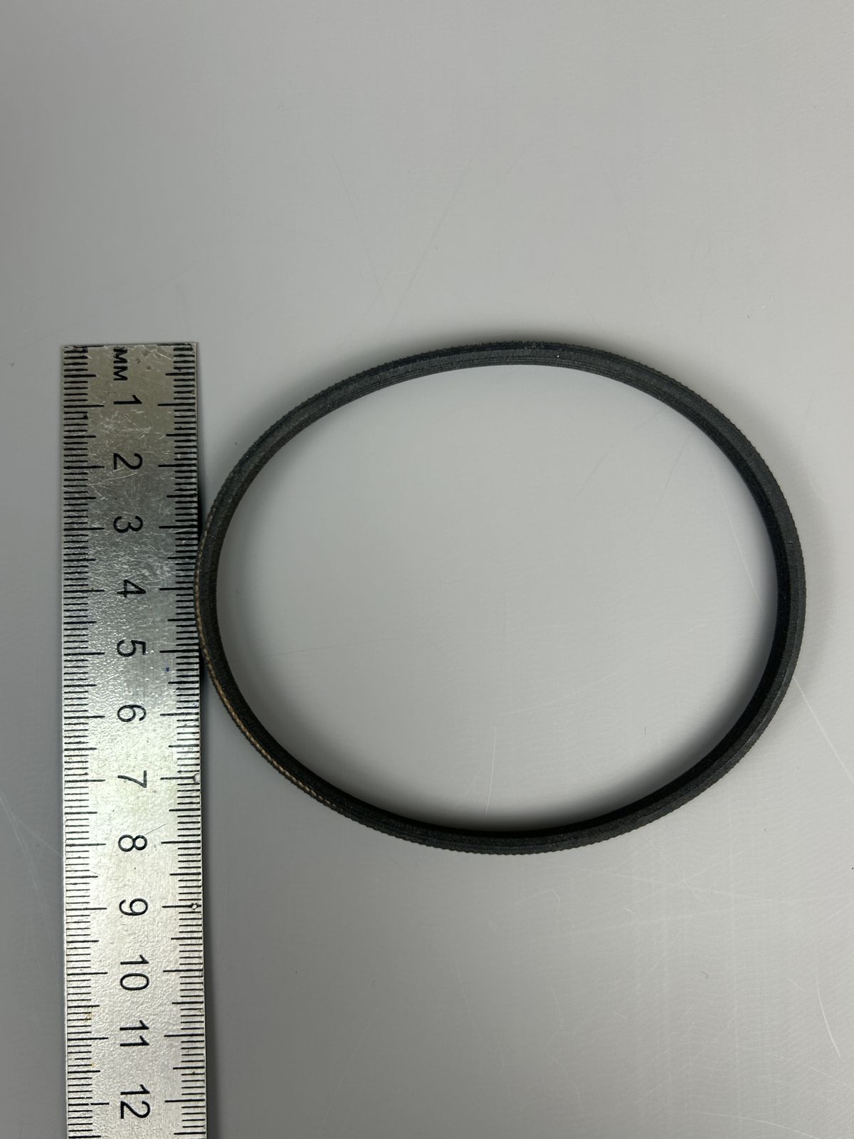 Ремень поликлиновый  278 H4 (278 HMA) (Hutchinson POLY.V)