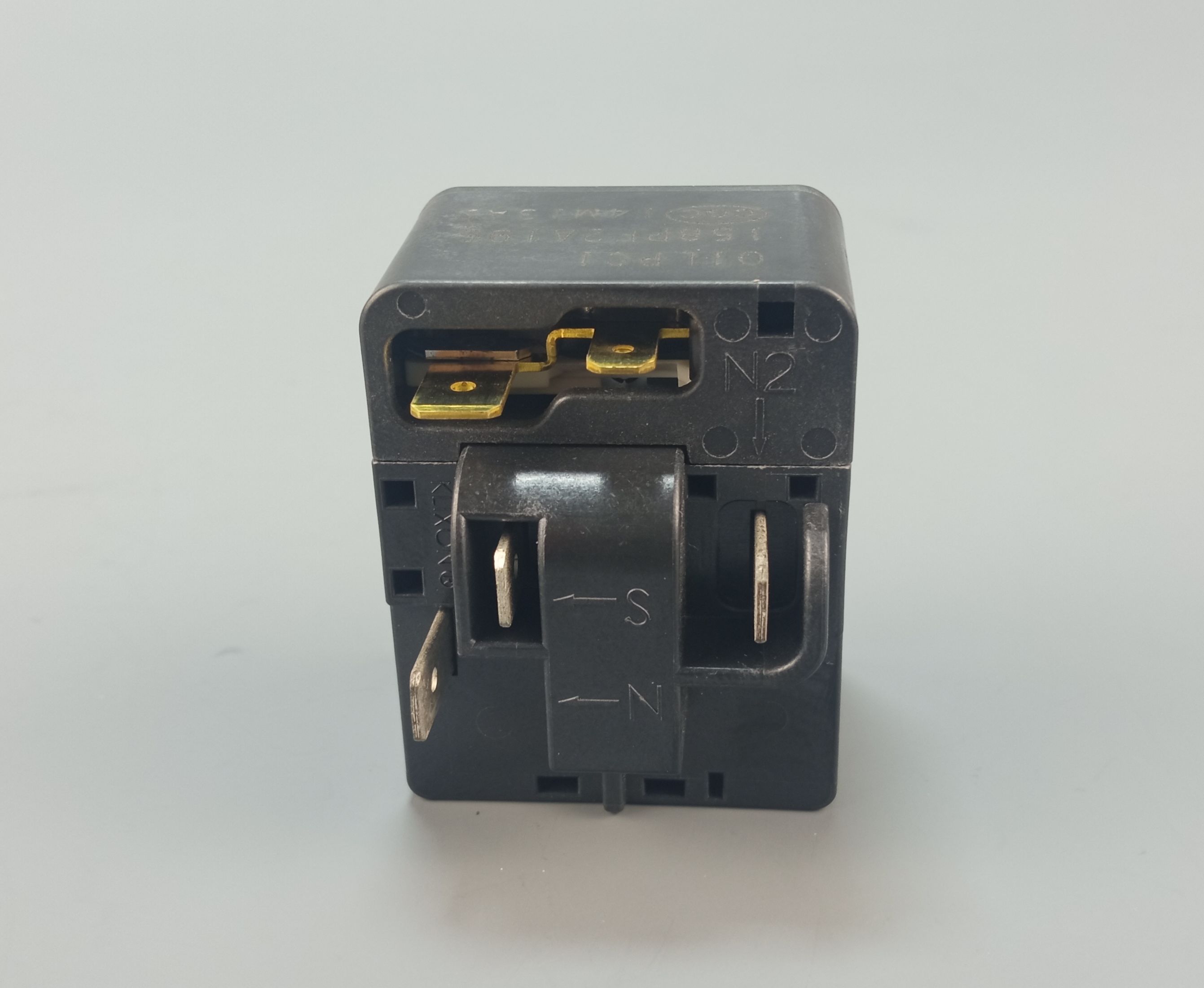 Реле пусковое 158PF2A195 для холодильника (01LPC1)