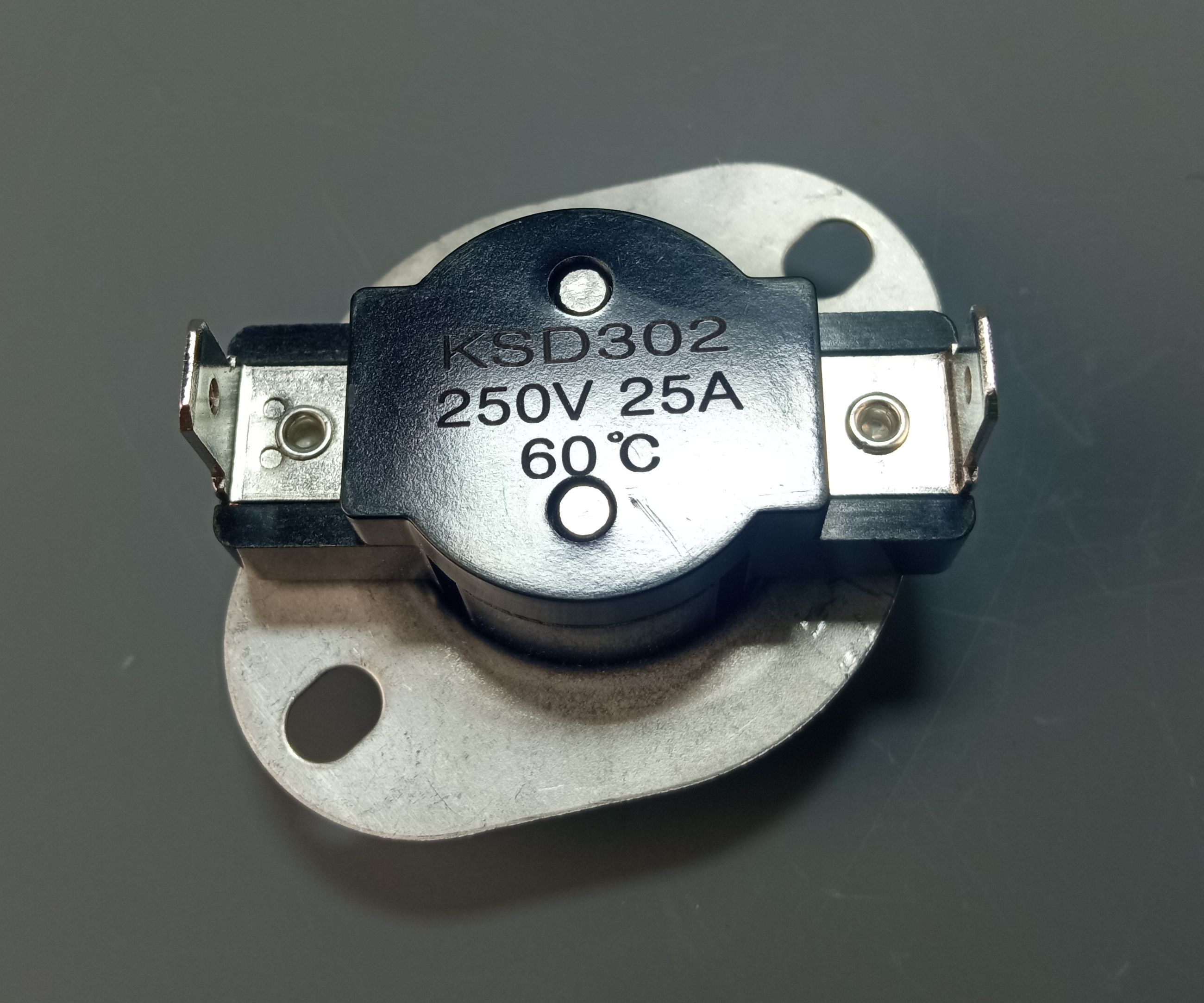 Термостат KSD302 60C* 25A/250V