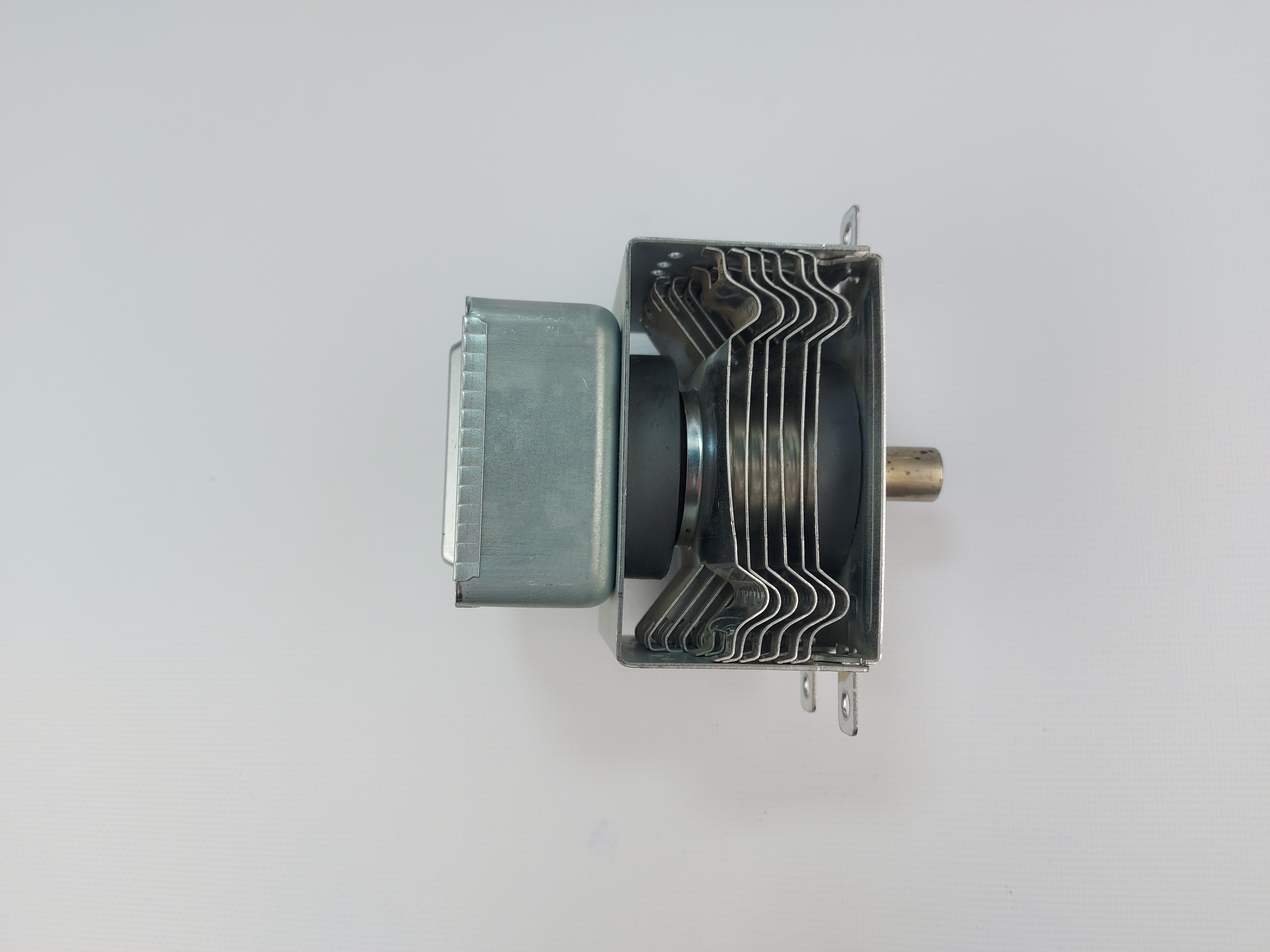 Магнетрон для микроволновой печи 900-1000W 319GC625-940 MIDEA (01304387)